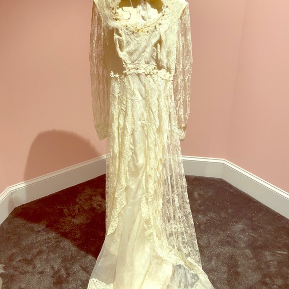 vintage 60s wedding dress